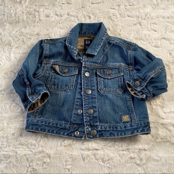 Gap Baby Blue Denim Button Snap Jacket Size 12-18 Months